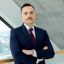 一站式办理!广州“商转公贷款”新政落地迎首位申请者